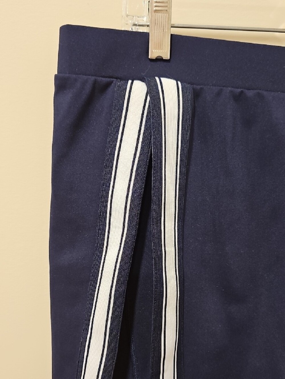 Avia Tennis Skort; Navy with White Stripe Detail; Size XL; EUC - Picture 2 of 7